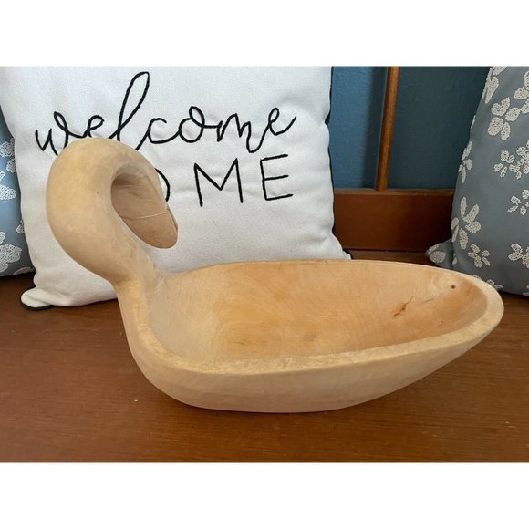 Carved Wooden Duck Bowl, Natural look, Farmouse Decor Servingware - Picture 3 of 7